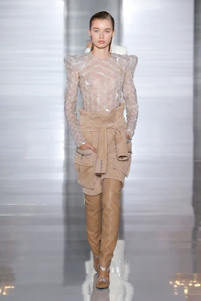 Look 42